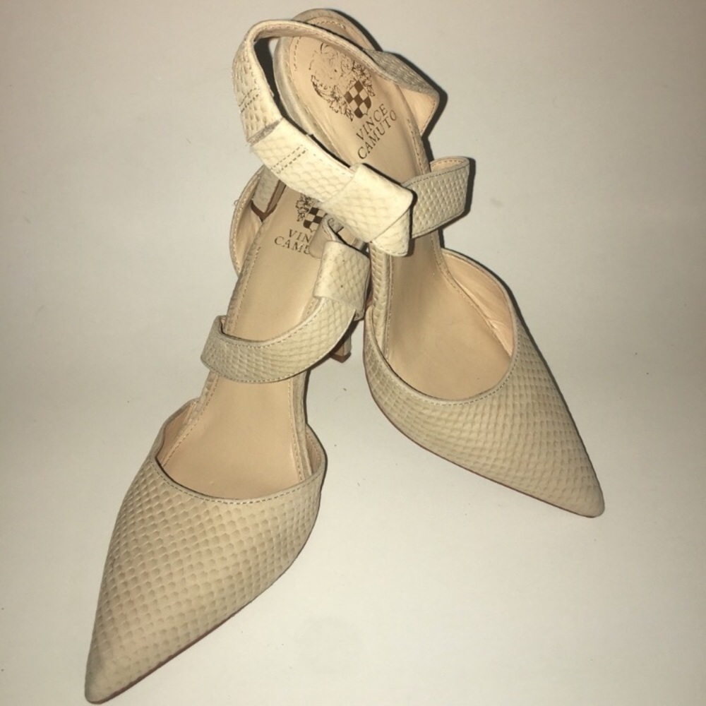 Vince Camuto Heels 💃 - Picture 2 of 8